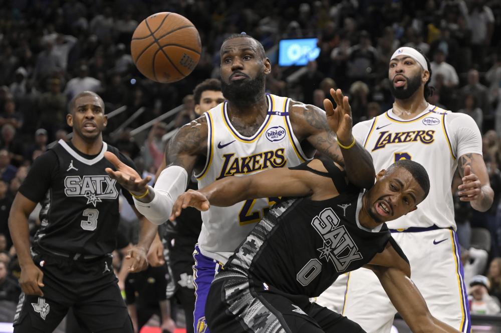 球队锋线的 球队锋线的