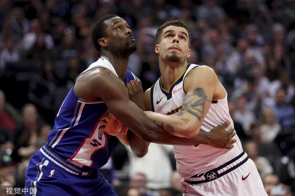 更巧的是 更巧的是